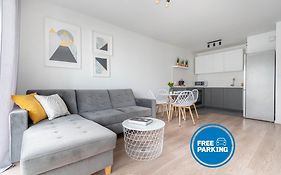 Park Apartment 3 Stawy - Free Parking - Self Check-In
